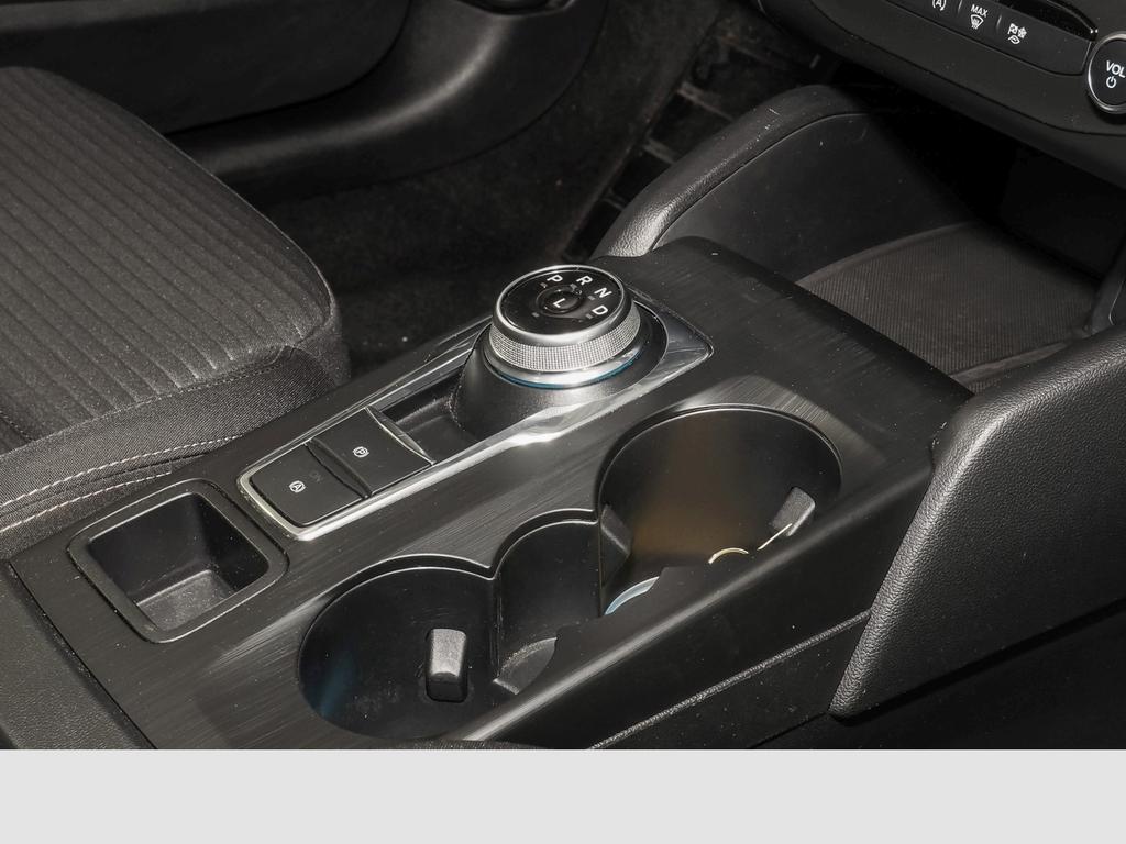 Ford Focus 2023 г. Белый, пробег 56182 км