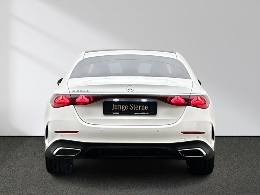 Mercedes-Benz E 220 2025 г. Белый, пробег 24289 км