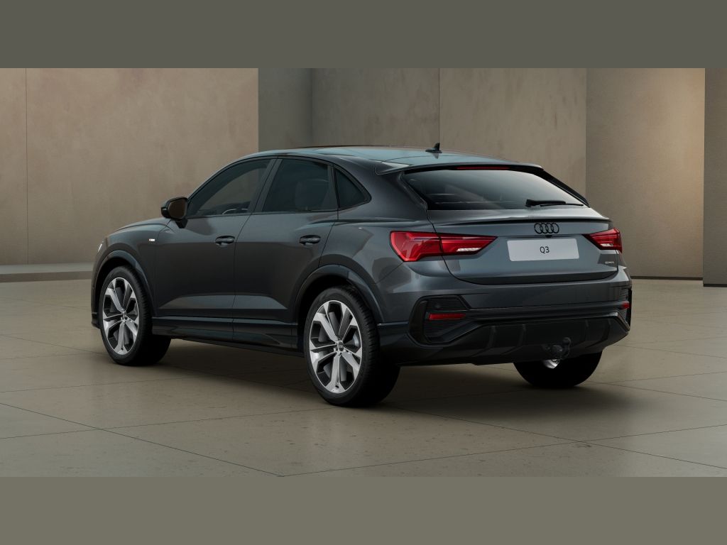 Audi Q3 2026 г. Серый, пробег 14587 км