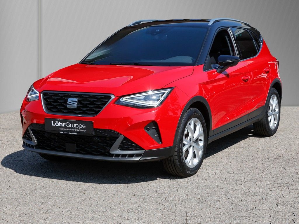 SEAT Arona 2023 г. Красный, пробег 56577 км