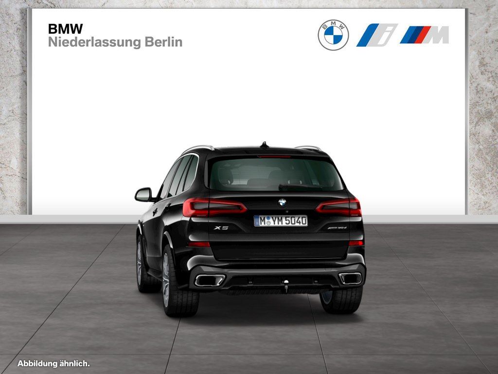 BMW X5 2023 г. Чёрный, пробег 37343 км