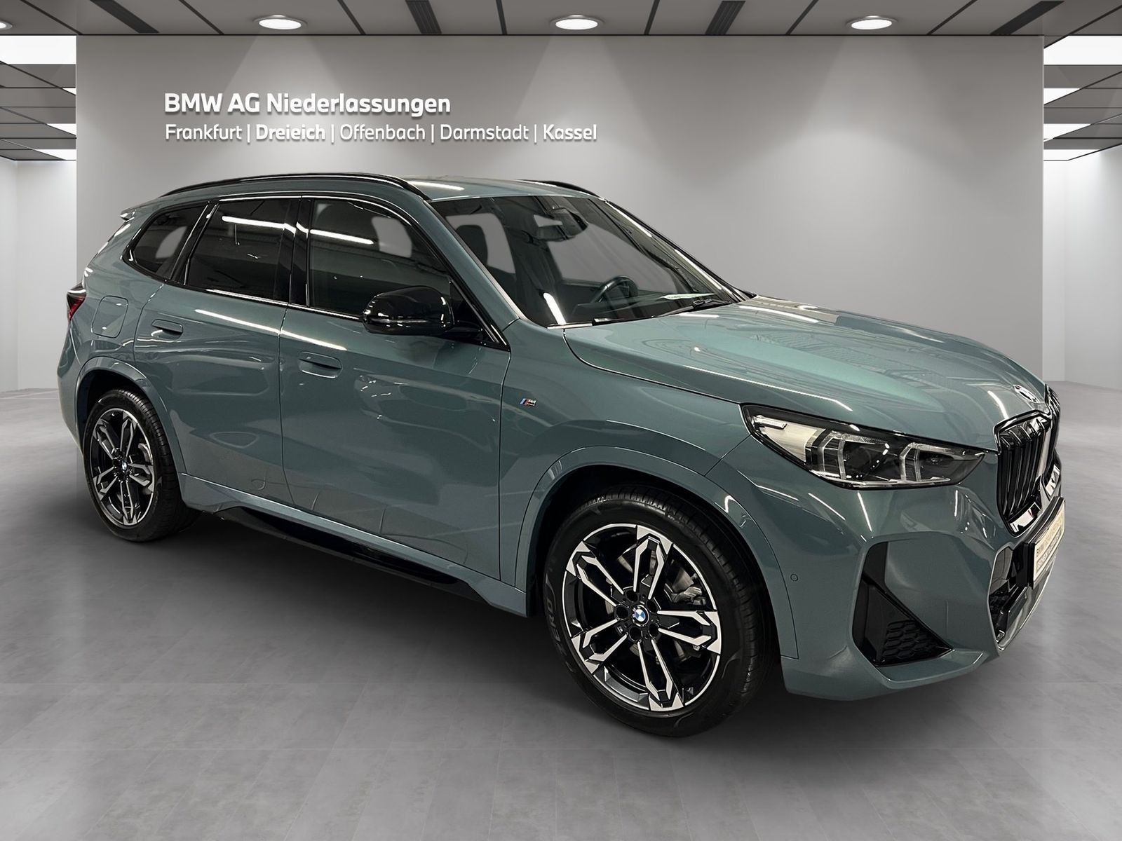 BMW X1 2023 г. Зелёный, пробег 47226 км