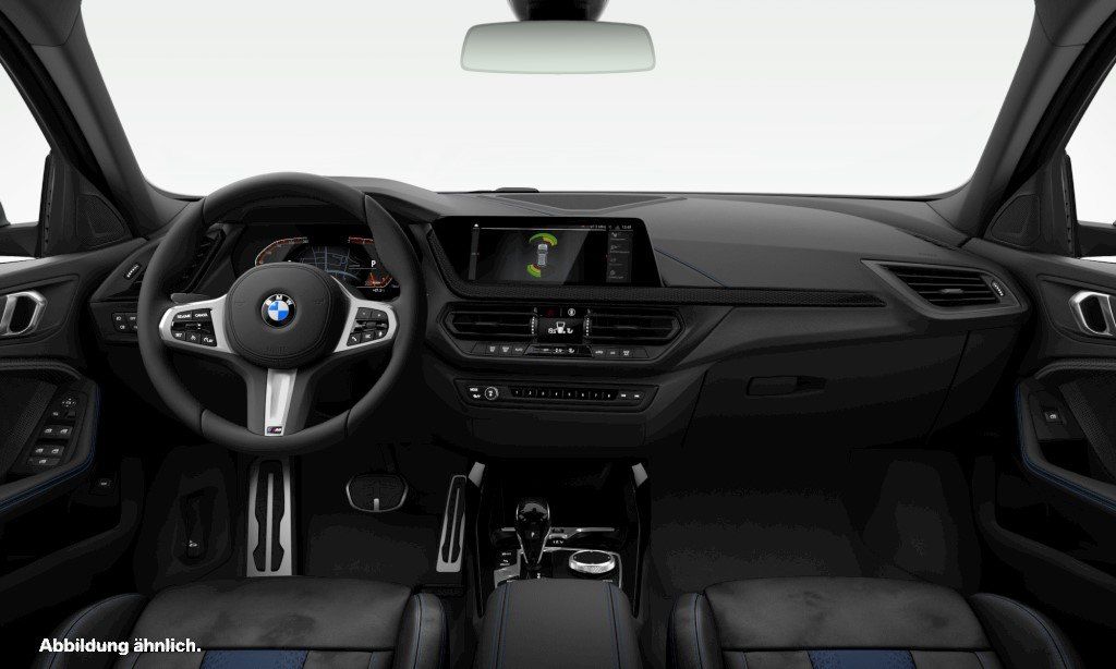 BMW 118 2023 г. Серый, пробег 31650 км