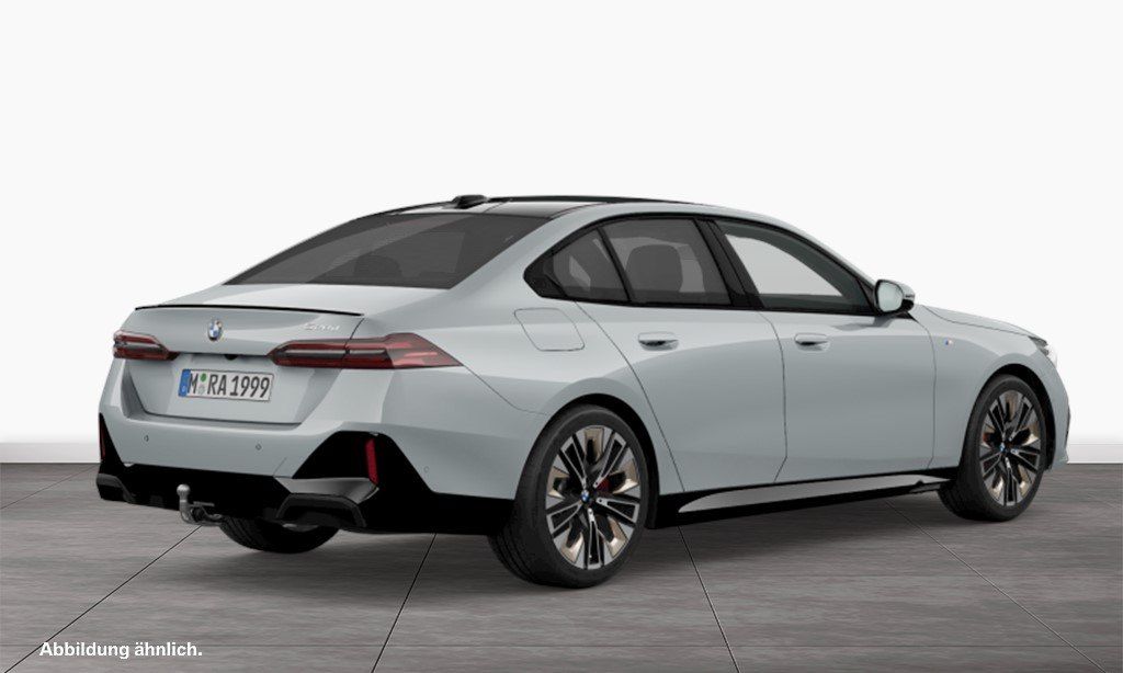 BMW 520 2025 г. Серый, пробег 18596 км