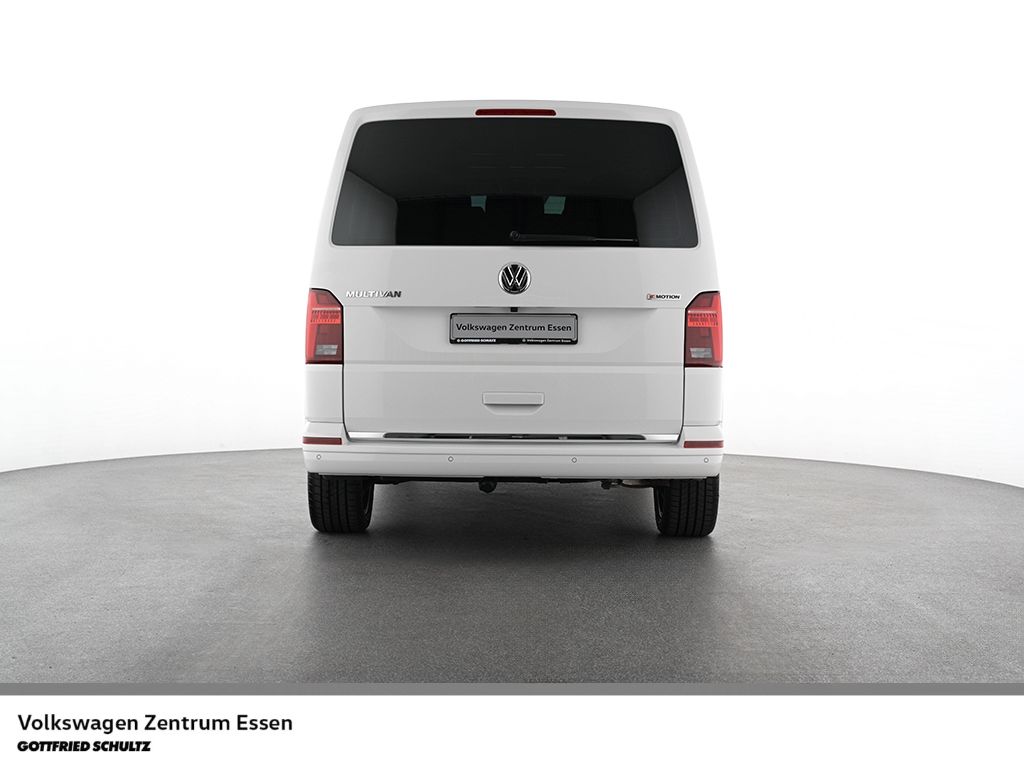 Volkswagen T6 MULTIVAN 2022 г. Белый, пробег 15220 км