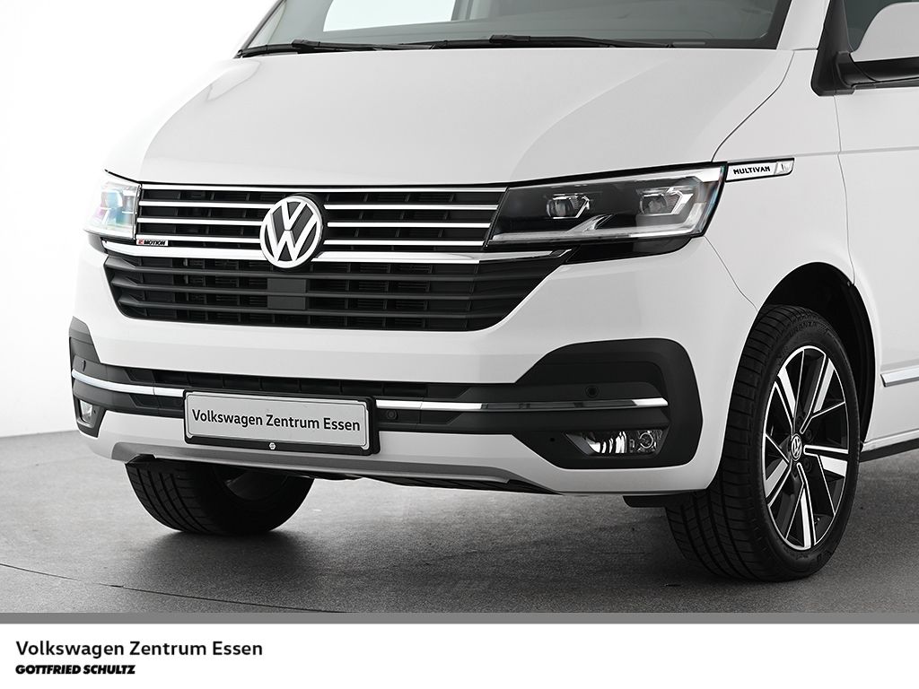 Volkswagen T6 MULTIVAN 2022 г. Белый, пробег 15220 км