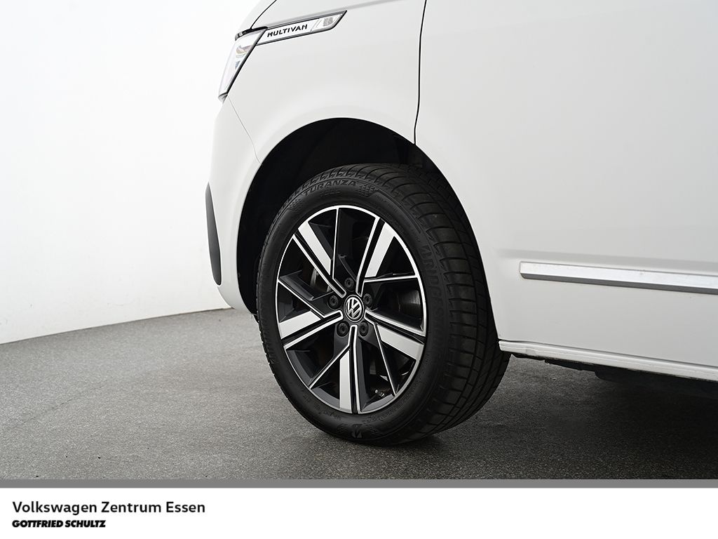 Volkswagen T6 MULTIVAN 2022 г. Белый, пробег 15220 км
