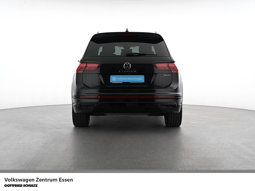 Volkswagen Tiguan 2023 г. Чёрный, пробег 47561 км