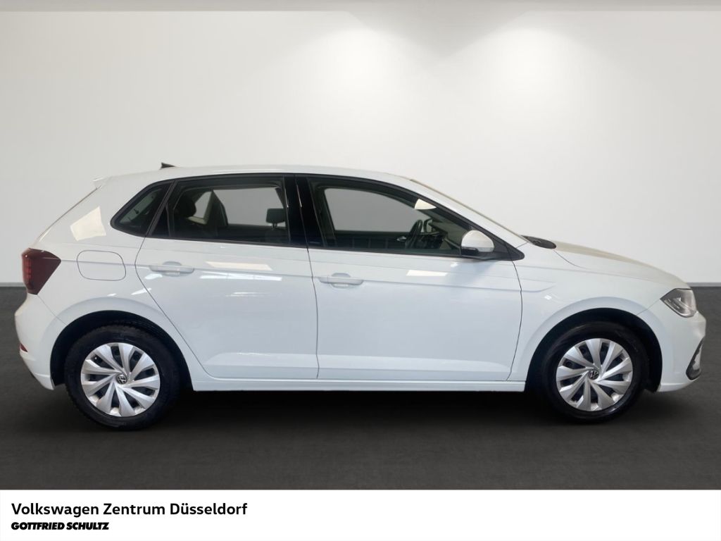 Volkswagen Polo 2023 г. Белый, пробег 37082 км