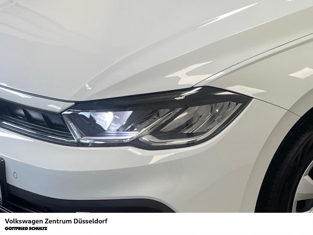 Volkswagen Polo 2023 г. Белый, пробег 37082 км
