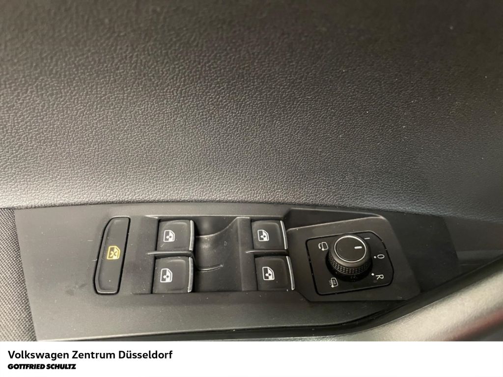 Volkswagen Taigo 2023 г. Чёрный, пробег 28259 км