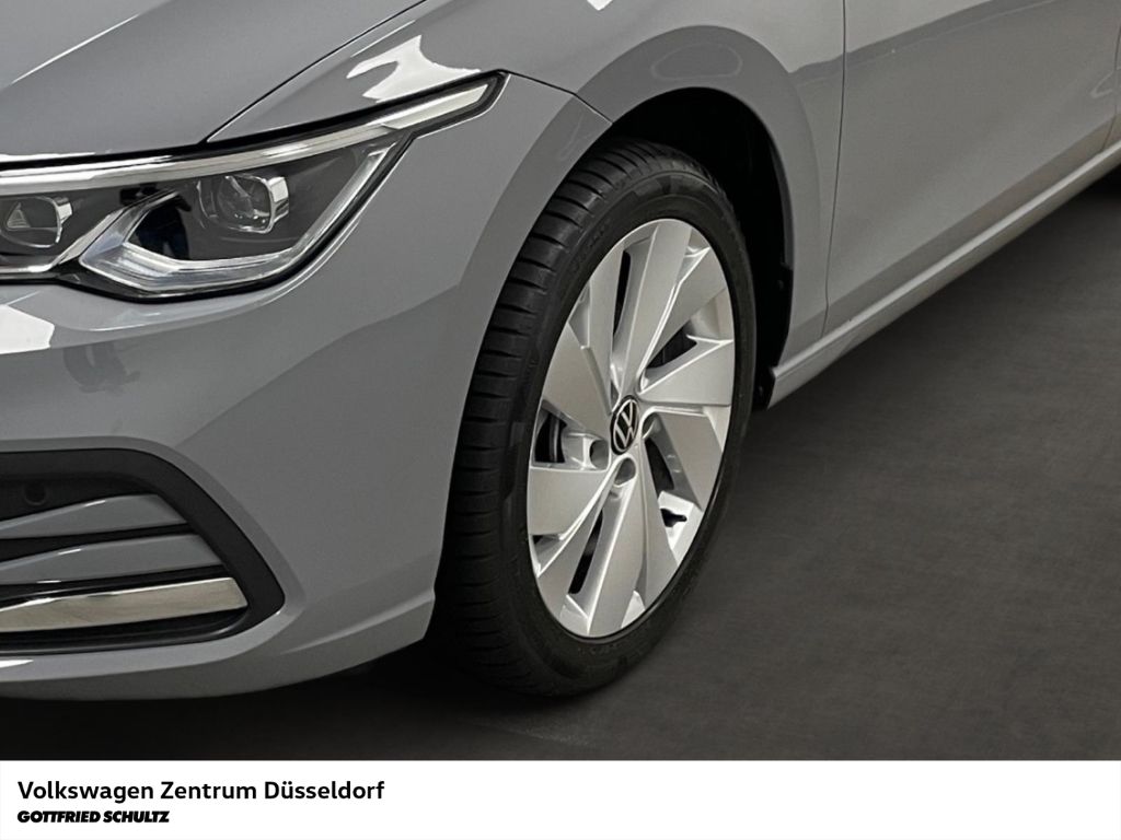 Volkswagen Golf 2024 г. Серый, пробег 52465 км