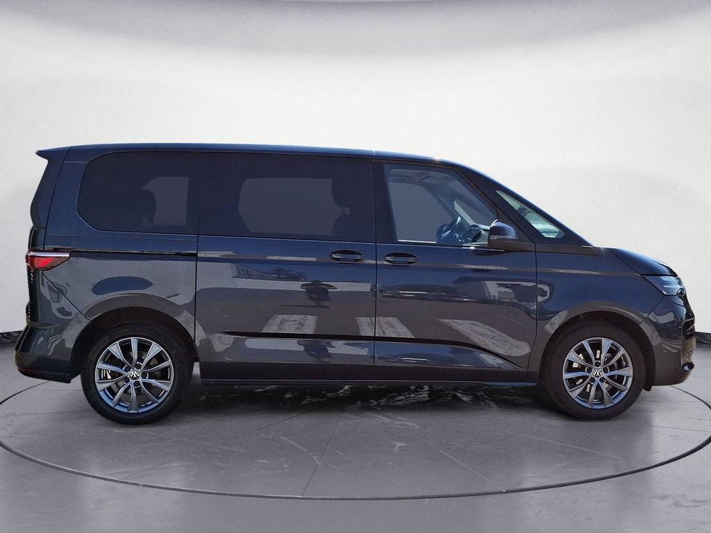 Volkswagen T7 MULTIVAN 2023 г. Синий, пробег 31998 км