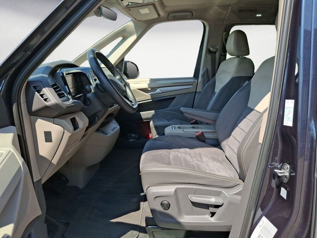 Volkswagen T7 MULTIVAN 2023 г. Синий, пробег 31998 км