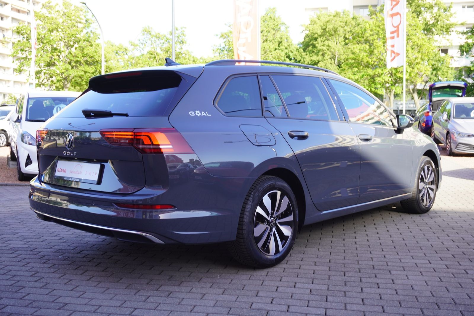 Volkswagen Golf 2025 г. Серый, пробег 32751 км