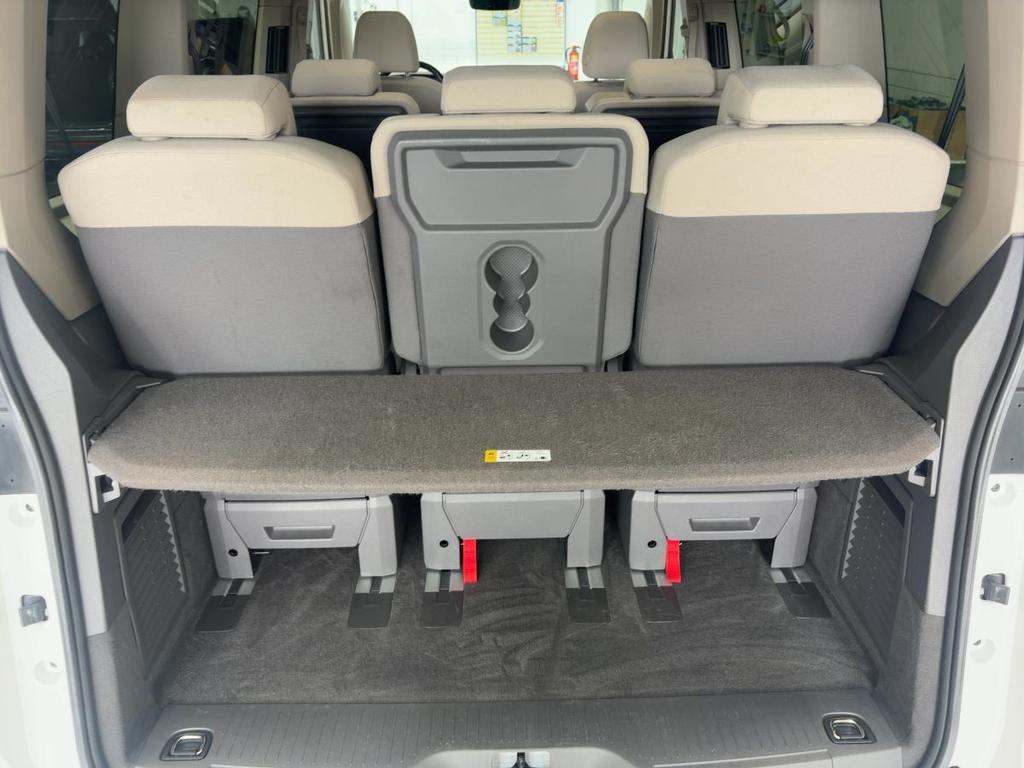 Volkswagen T7 MULTIVAN 2024 г. Белый, пробег 32813 км