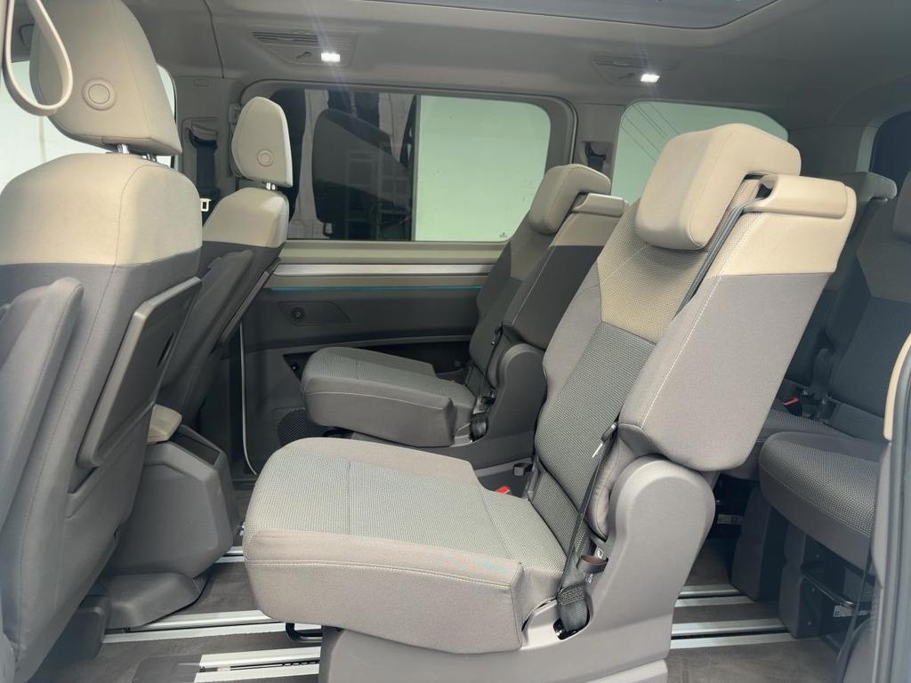 Volkswagen T7 MULTIVAN 2024 г. Белый, пробег 32813 км