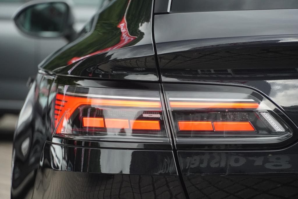 Volkswagen Arteon 2023 г. Чёрный, пробег 35260 км