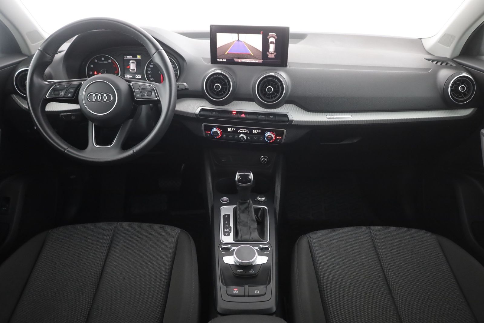 Audi Q2 2023 г. Чёрный, пробег 48057 км