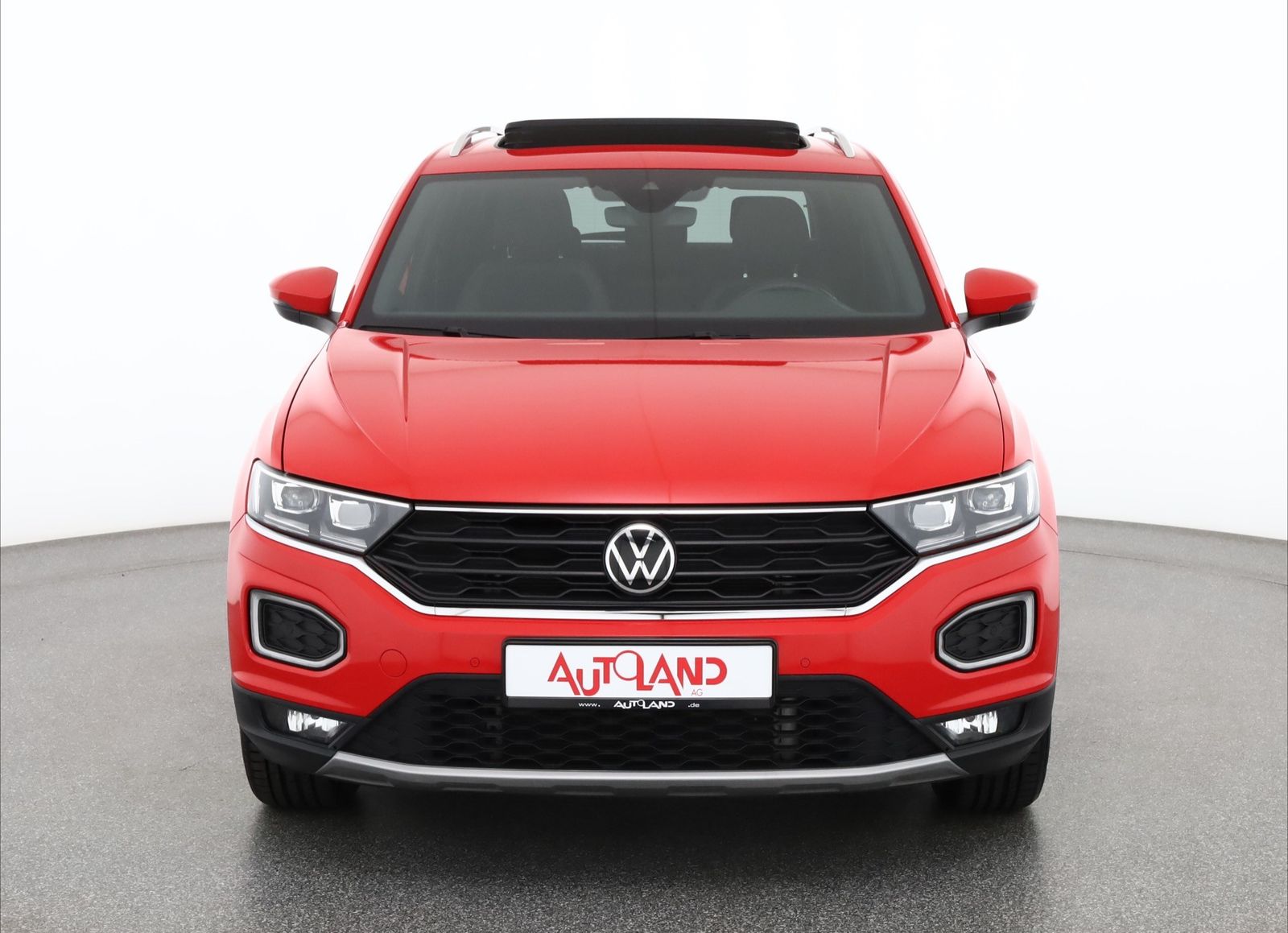 Volkswagen T-Roc 2021 г. Красный, пробег 32909 км