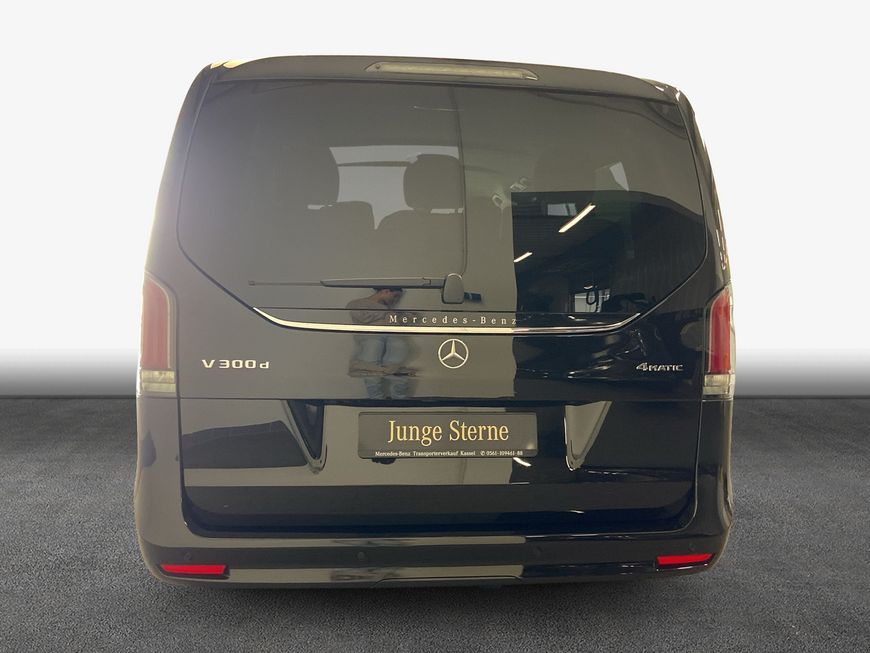 Mercedes-Benz V 300 2025 г. Чёрный, пробег 27017 км