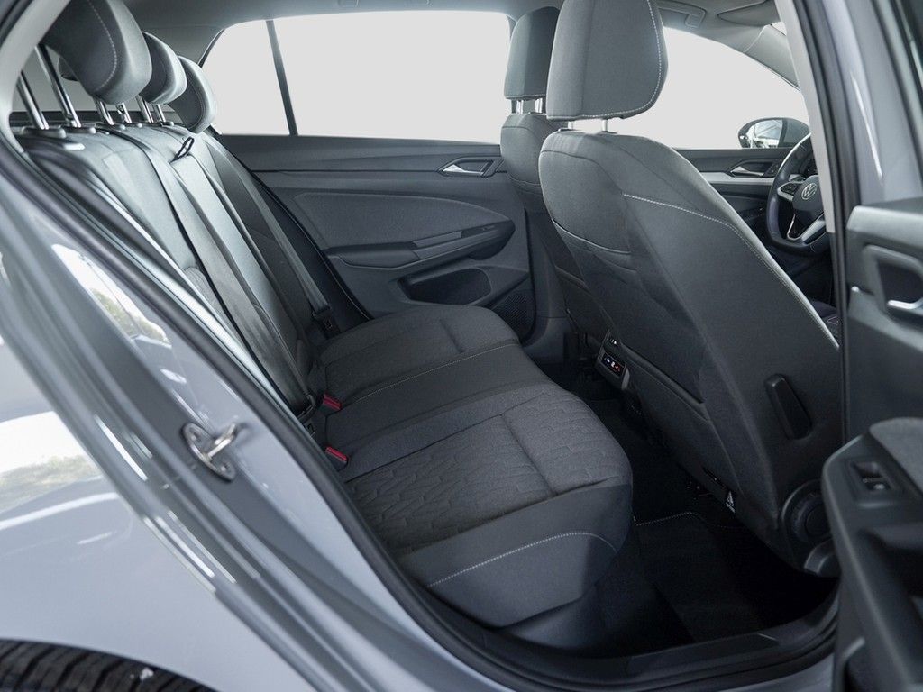 Volkswagen Golf 2025 г. Серый, пробег 29517 км