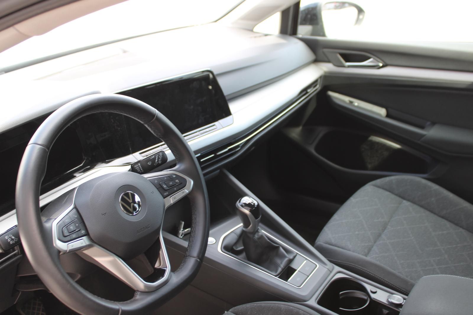 Volkswagen Golf 2021 г. Чёрный, пробег 51400 км