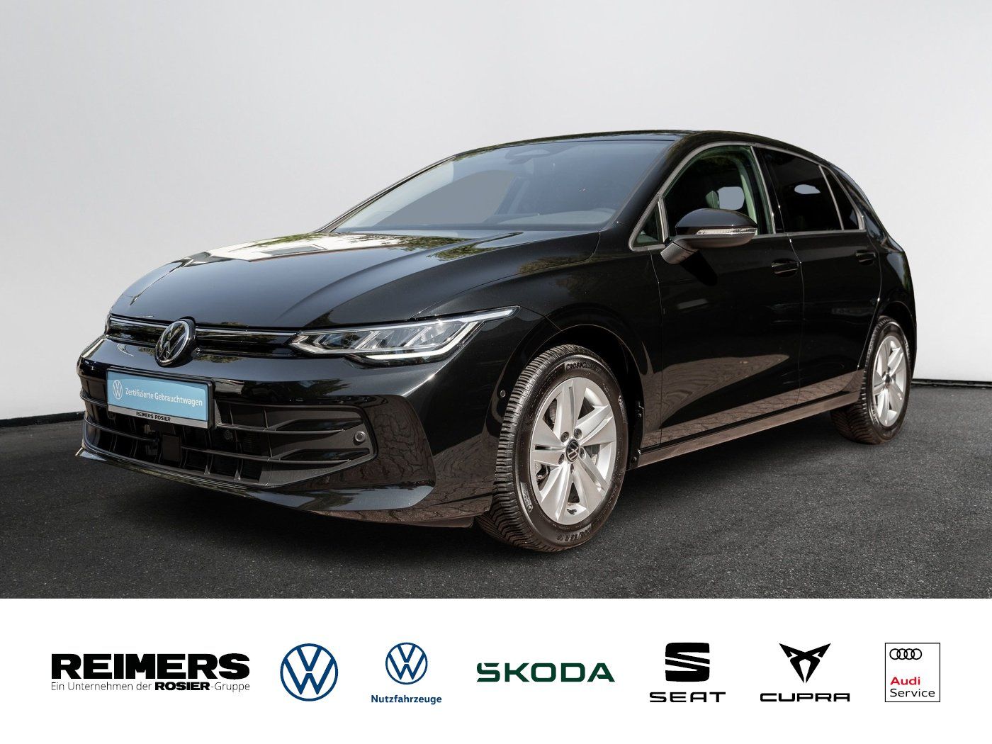 Volkswagen Golf 2025 г. Чёрный, пробег 24730 км