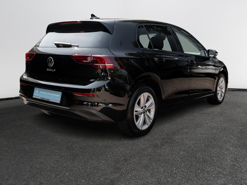 Volkswagen Golf 2025 г. Чёрный, пробег 24730 км
