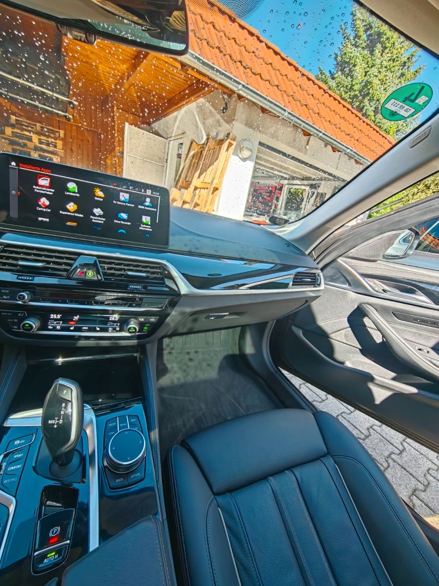 BMW 530 2023 г. Чёрный, пробег 56000 км