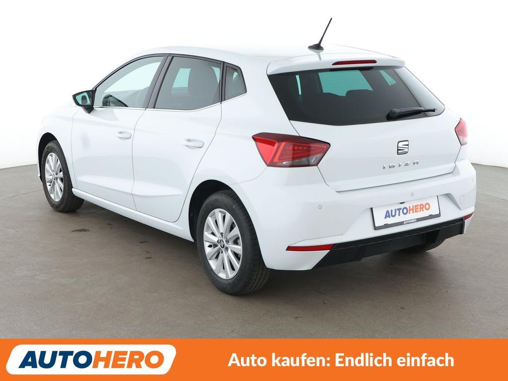 SEAT Ibiza 2021 г. Белый, пробег 29408 км