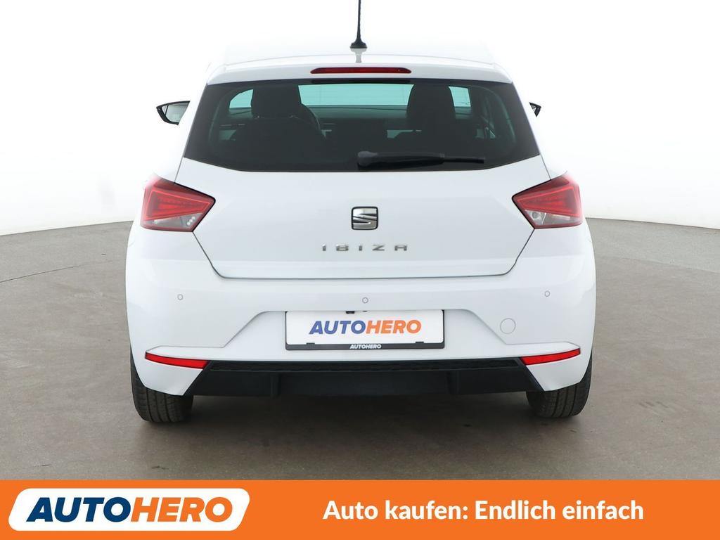 SEAT Ibiza 2021 г. Белый, пробег 29408 км