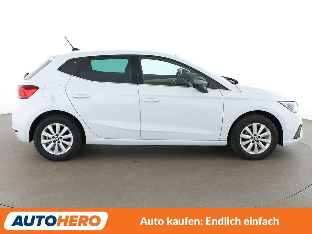 SEAT Ibiza 2021 г. Белый, пробег 29408 км
