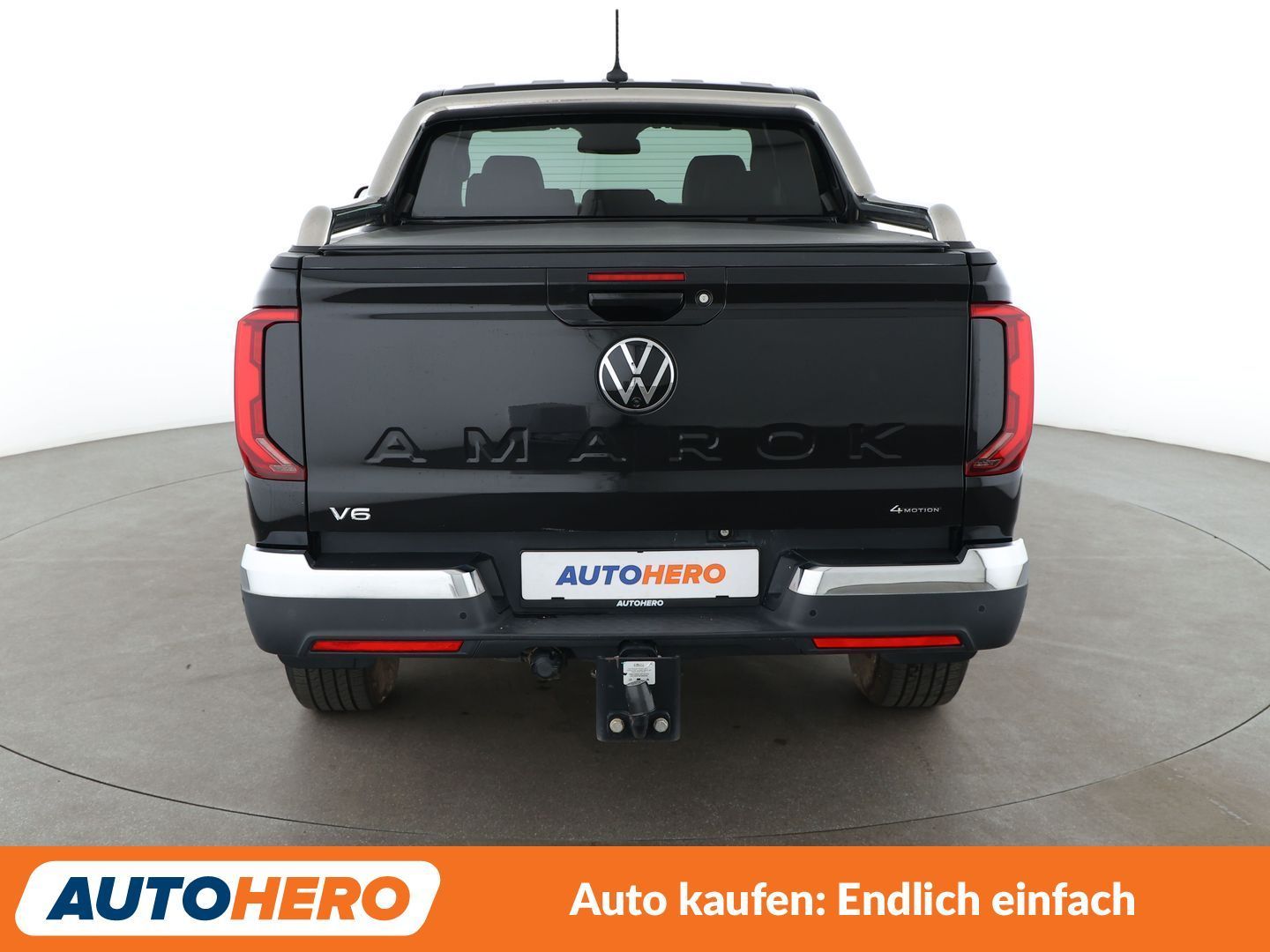 Volkswagen Amarok 2024 г. Чёрный, пробег 35248 км