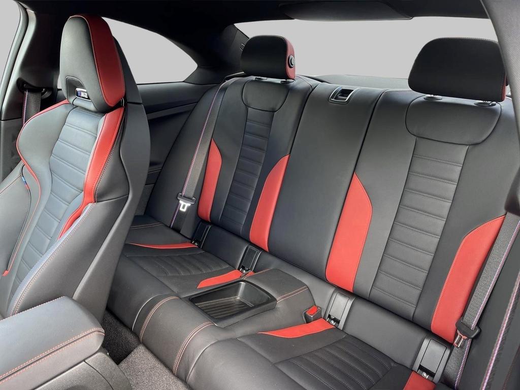 BMW M2 2025 г. Серый, пробег 9606 км