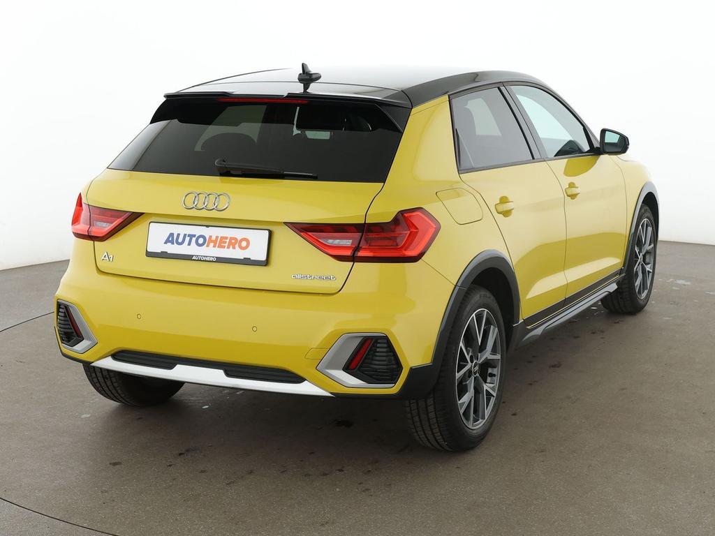 Audi A1 2022 г. Жёлтый, пробег 34818 км