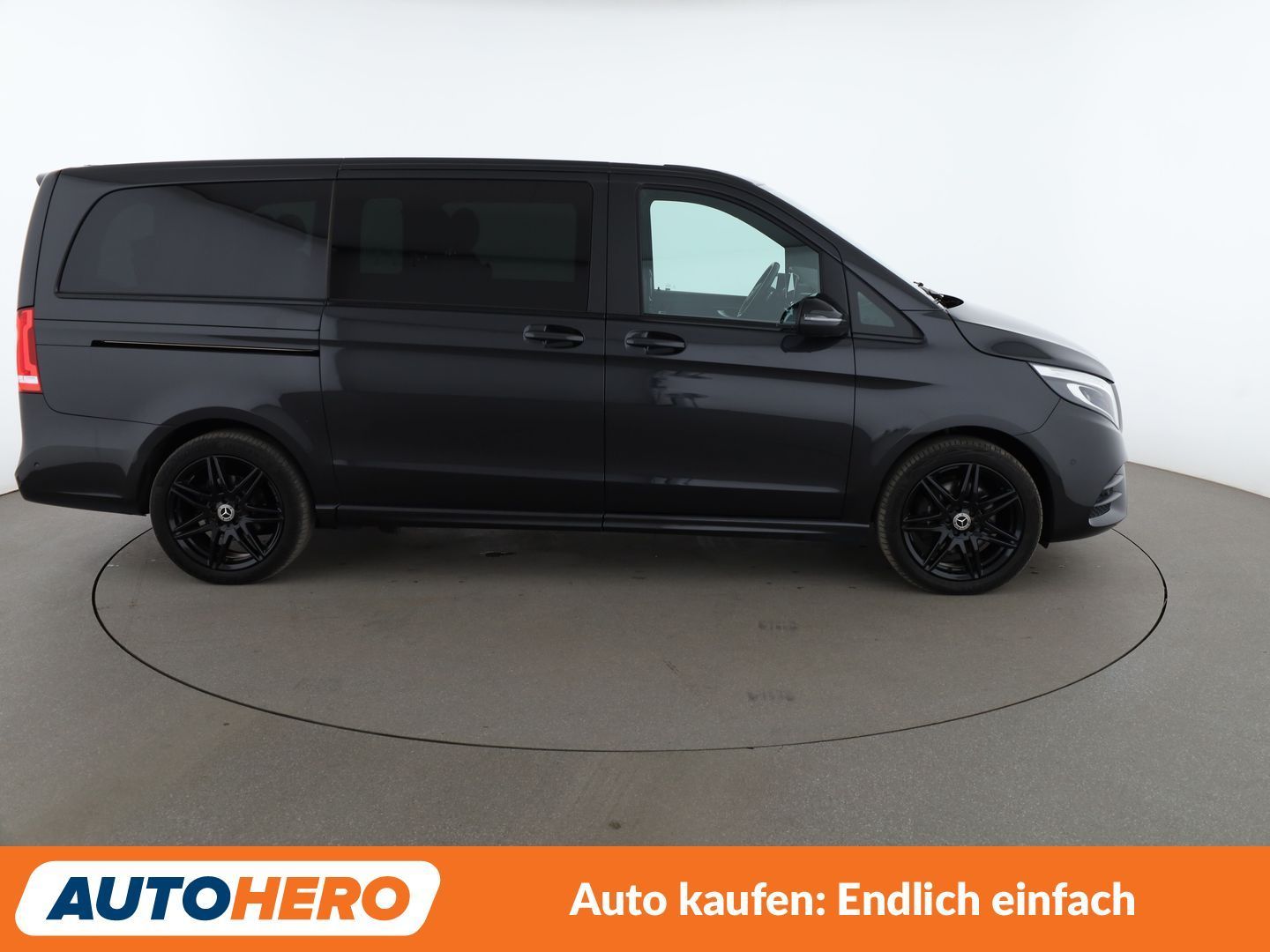 Mercedes-Benz V 300 2022 г. Серый, пробег 49430 км