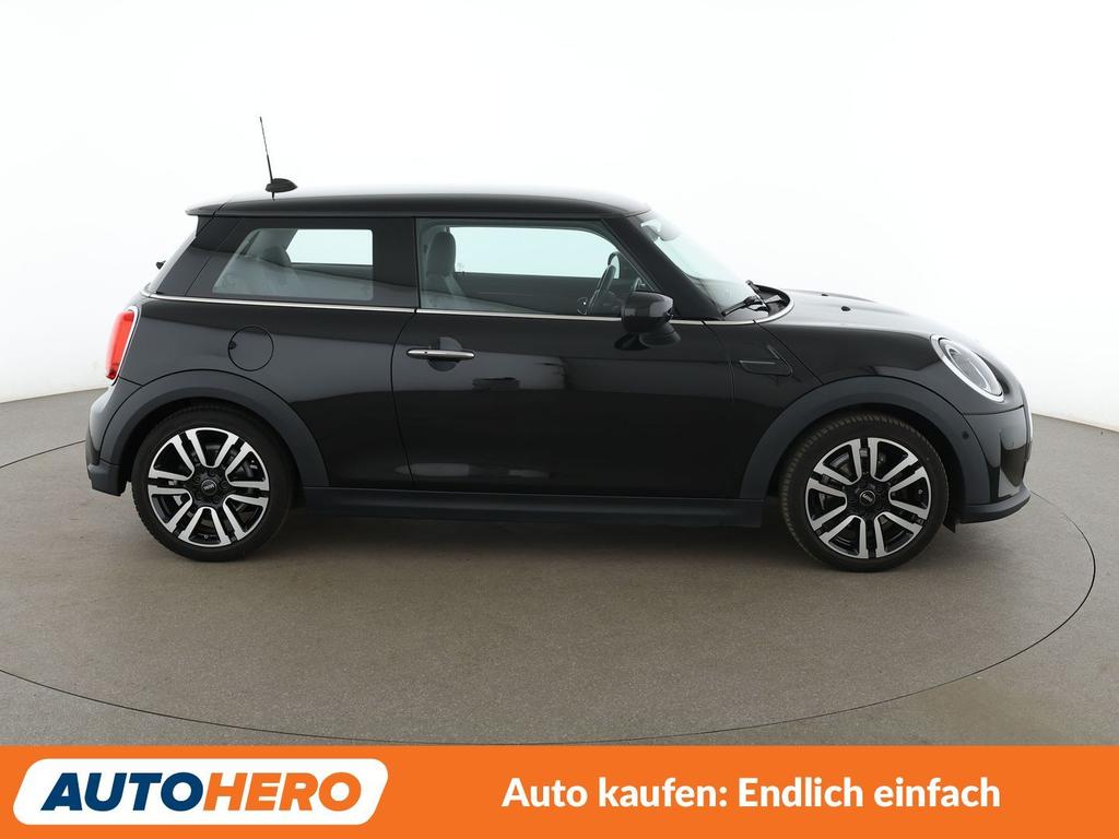 Mini COOPER 2021 г. Чёрный, пробег 48275 км