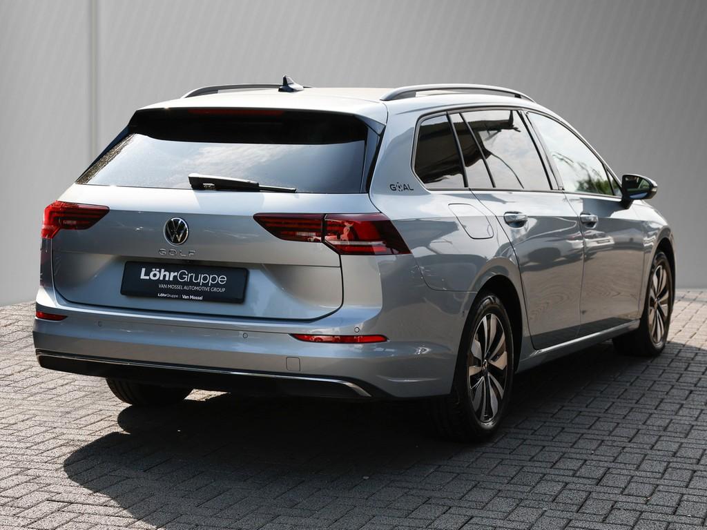 Volkswagen Golf 2025 г. Серебристый, пробег 34920 км