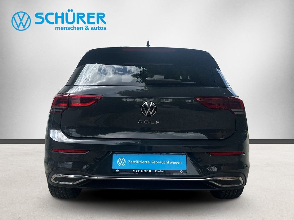 Volkswagen Golf 2024 г. Серый, пробег 19317 км