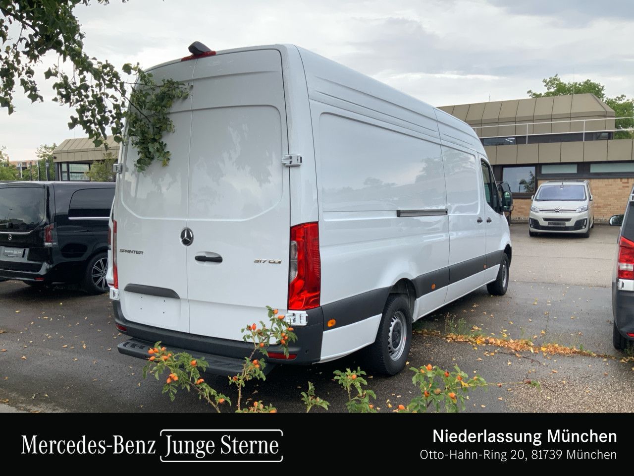 Mercedes-Benz SPRINTER 2025 г. Белый, пробег 54001 км