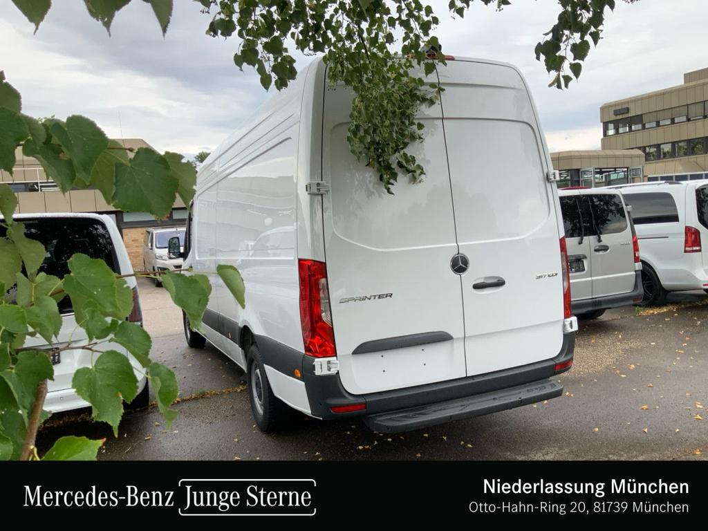 Mercedes-Benz SPRINTER 2025 г. Белый, пробег 54001 км