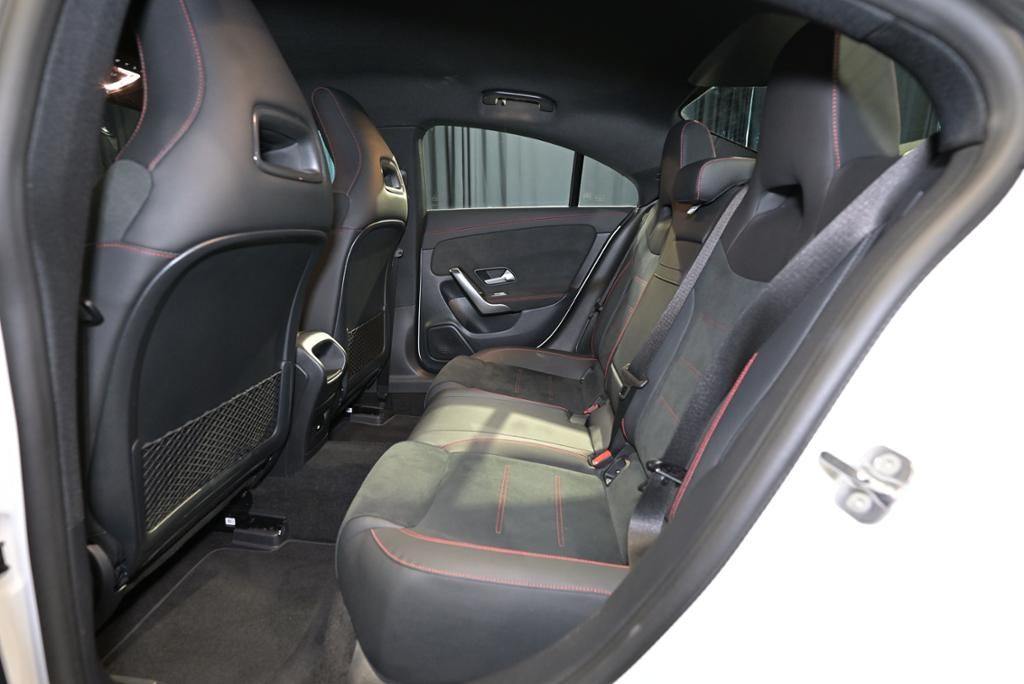 Mercedes-Benz CLA 180 2025 г. Белый, пробег 28620 км
