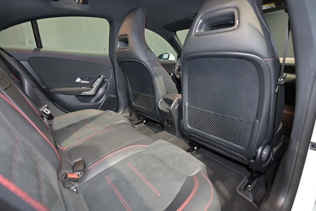 Mercedes-Benz CLA 180 2025 г. Белый, пробег 28620 км