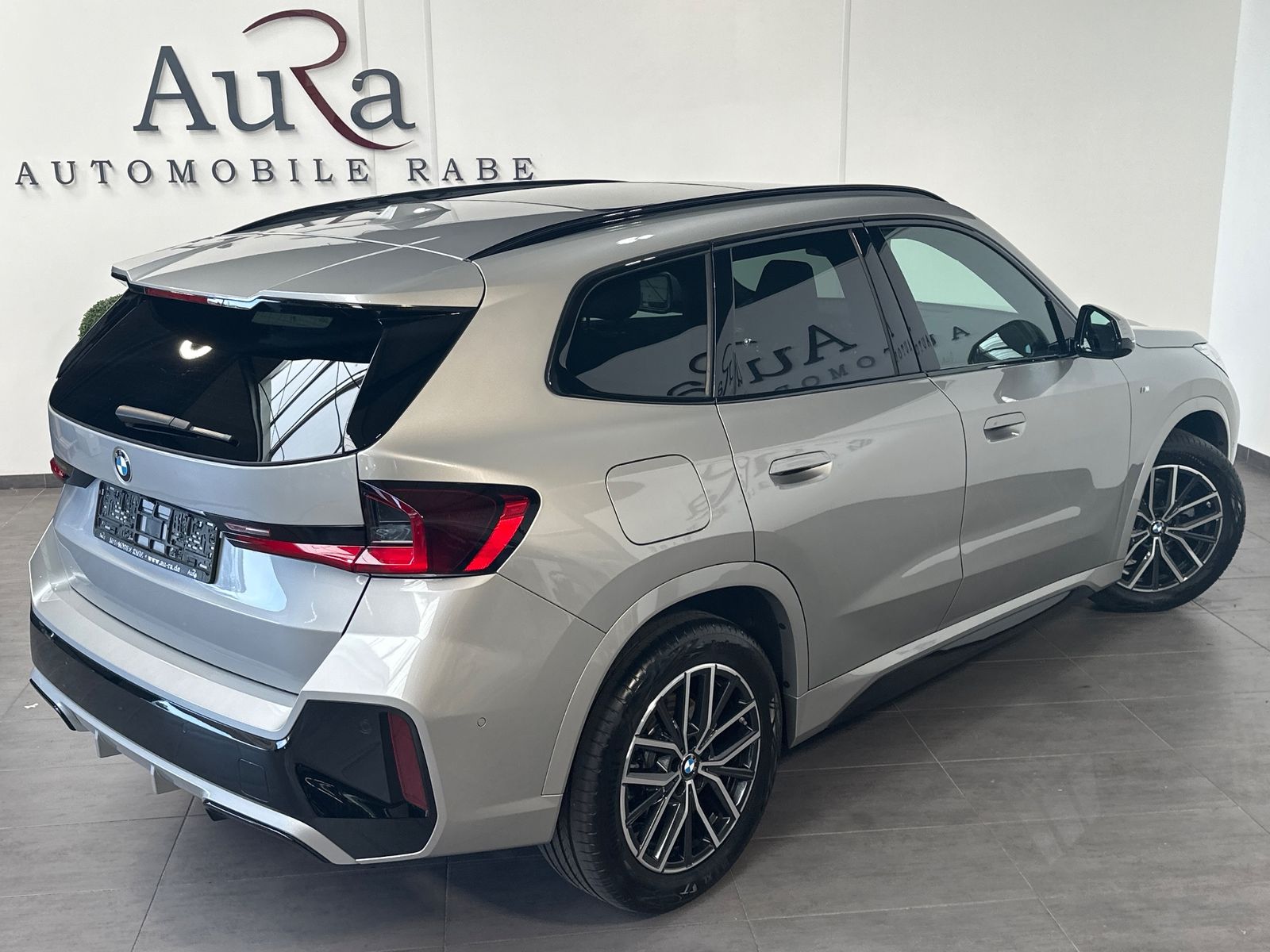 BMW X1 2024 г. Серебристый, пробег 58750 км