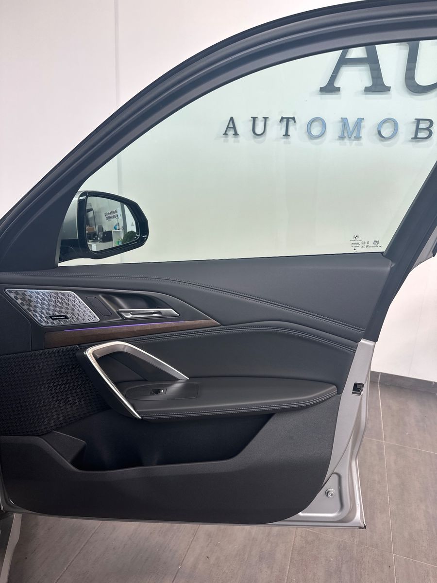 BMW X1 2024 г. Серебристый, пробег 58750 км