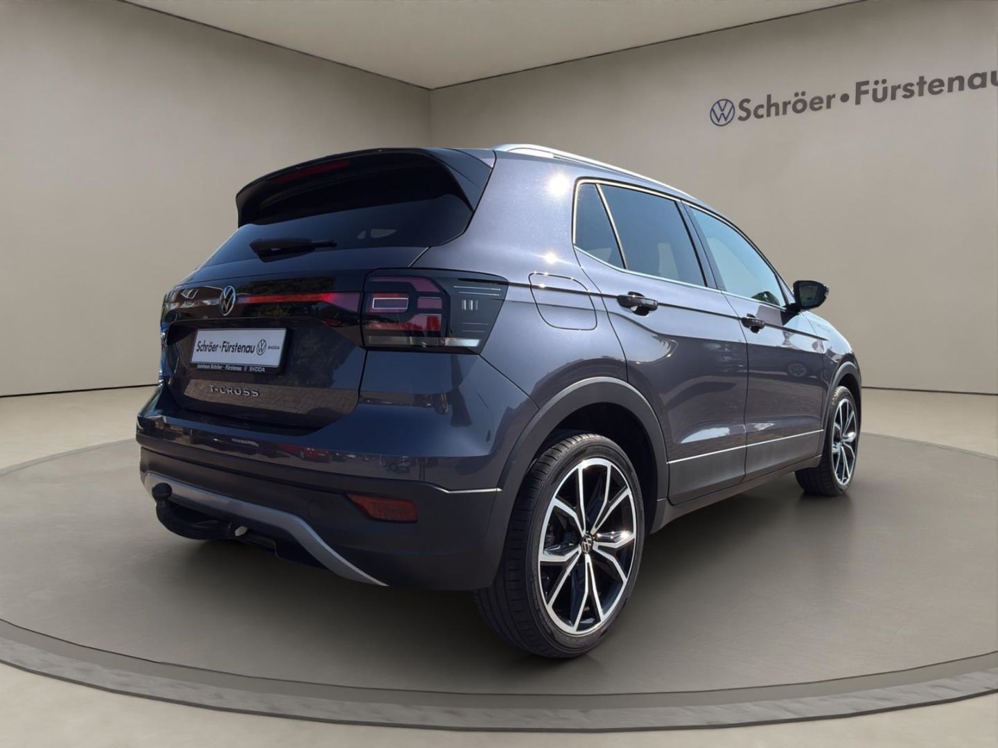 Volkswagen T-Cross 2022 г. Серый, пробег 40400 км