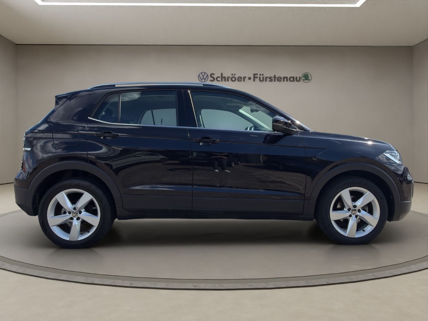 Volkswagen T-Cross 2022 г. Чёрный, пробег 46800 км
