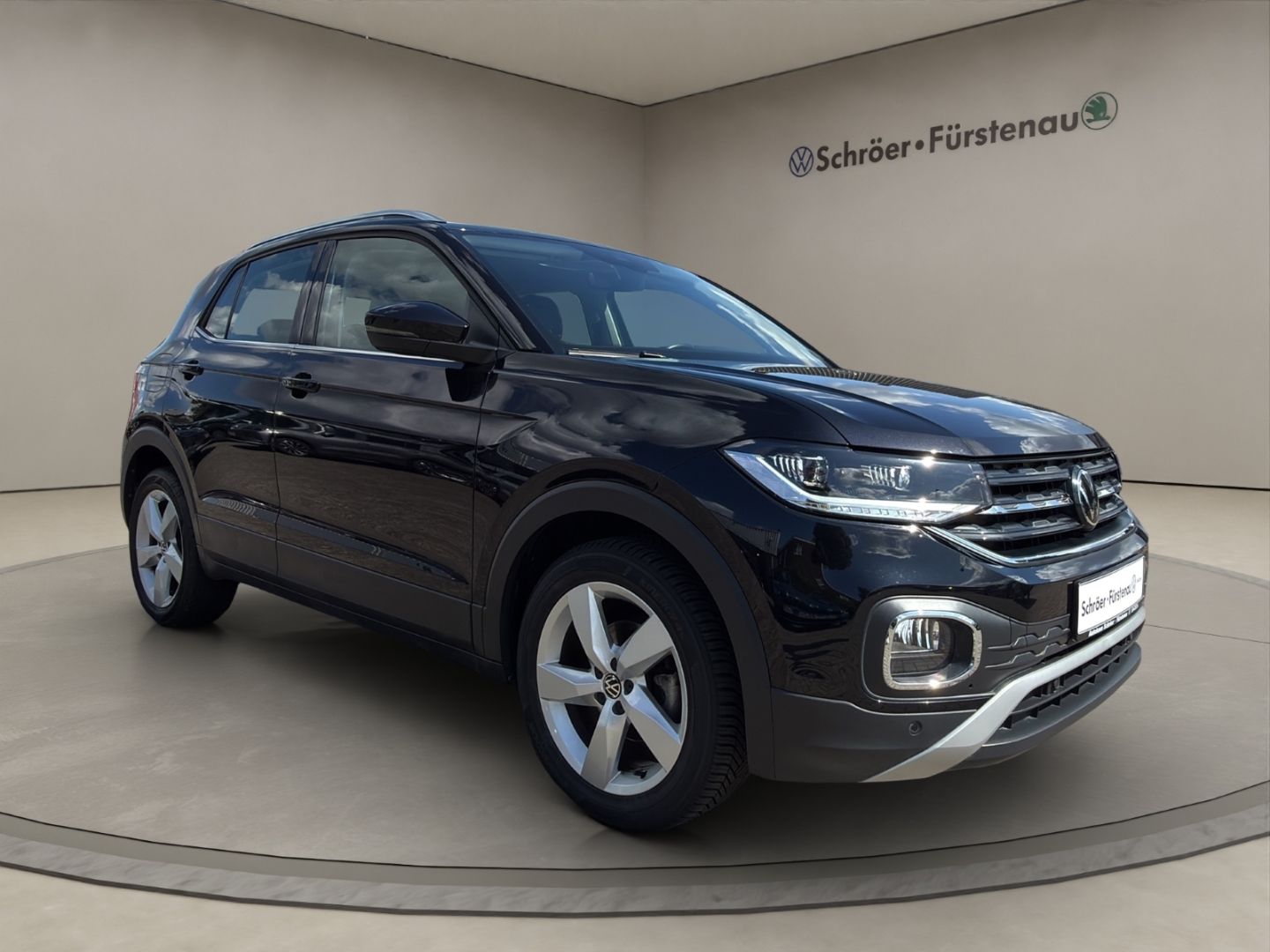 Volkswagen T-Cross 2022 г. Чёрный, пробег 46800 км