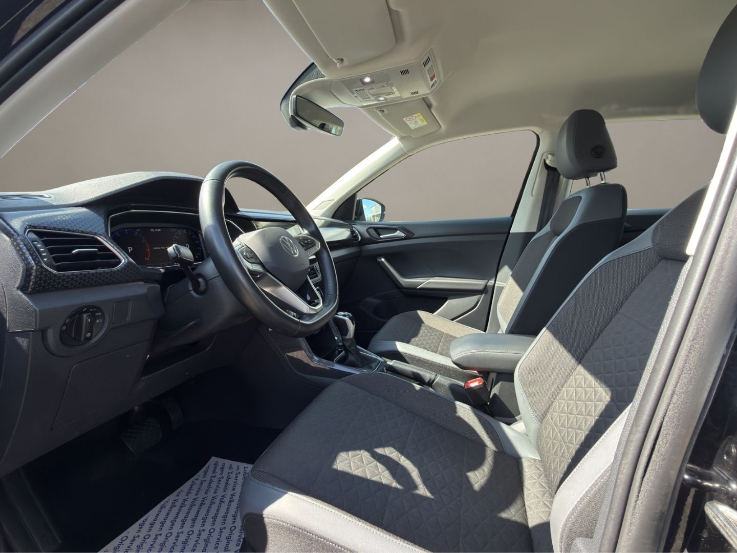 Volkswagen T-Cross 2022 г. Чёрный, пробег 46800 км
